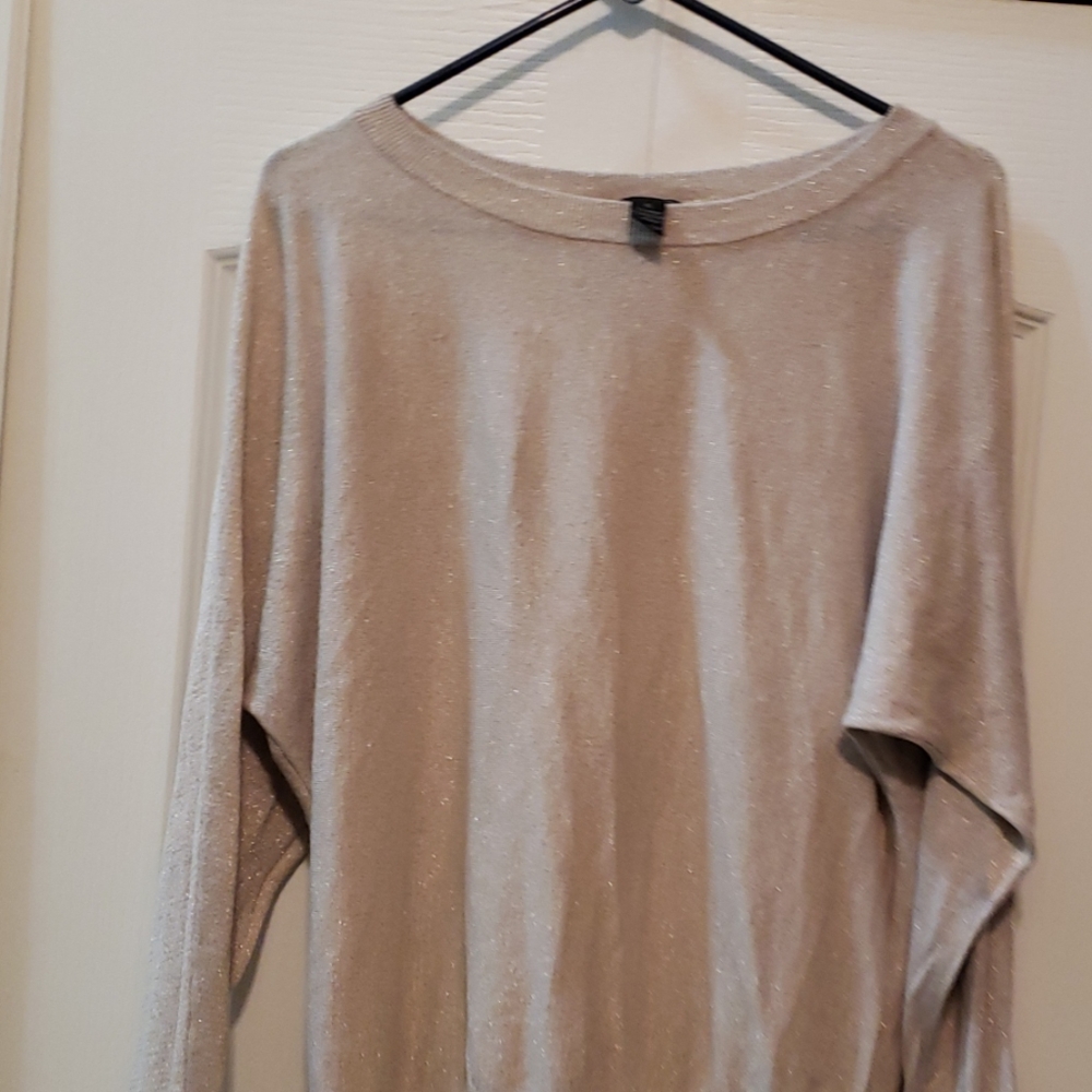 XL Lite knit sweater type top